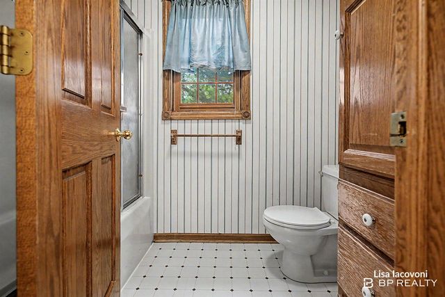 3813 Kinview Street, Grand Rapids, MI 49534