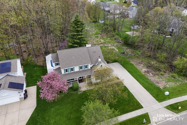 3813 Kinview Street, Grand Rapids, MI 49534