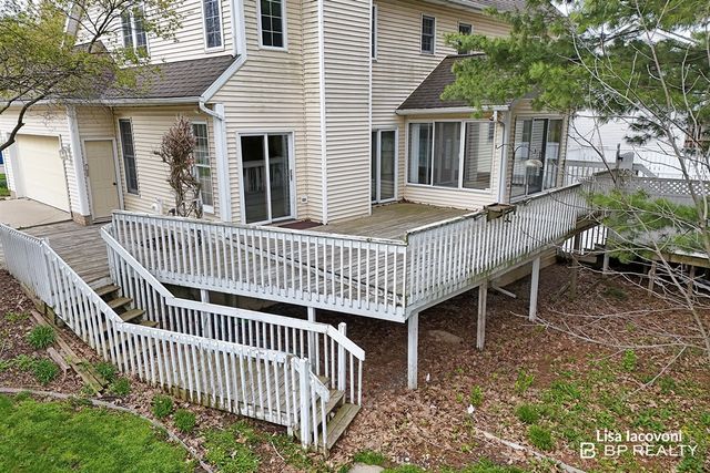 3813 Kinview Street, Grand Rapids, MI 49534
