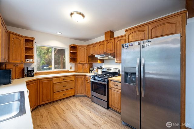 4390 Fleet Road, Blaine, WA 98230