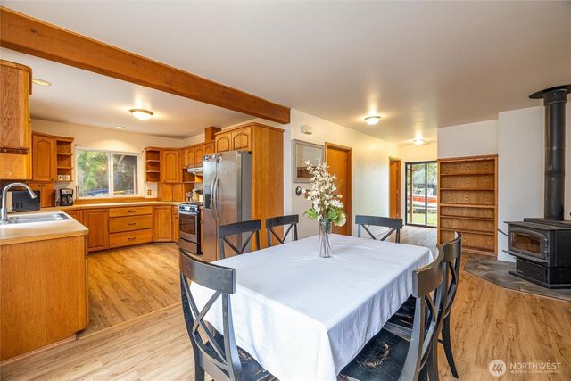 4390 Fleet Road, Blaine, WA 98230