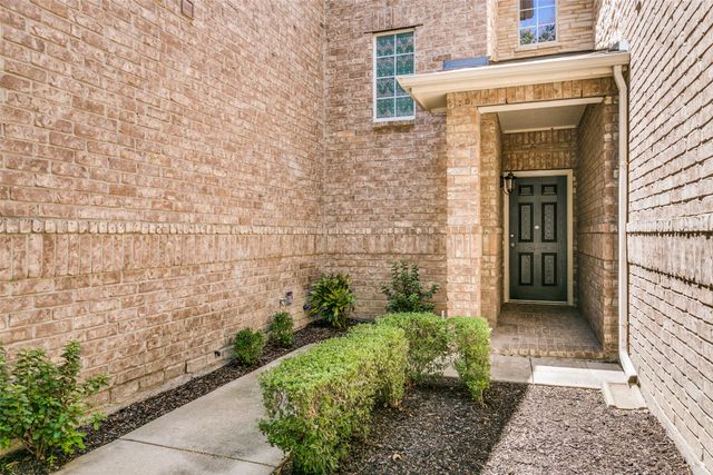 2968 Muirfield Drive, Lewisville, TX 75067