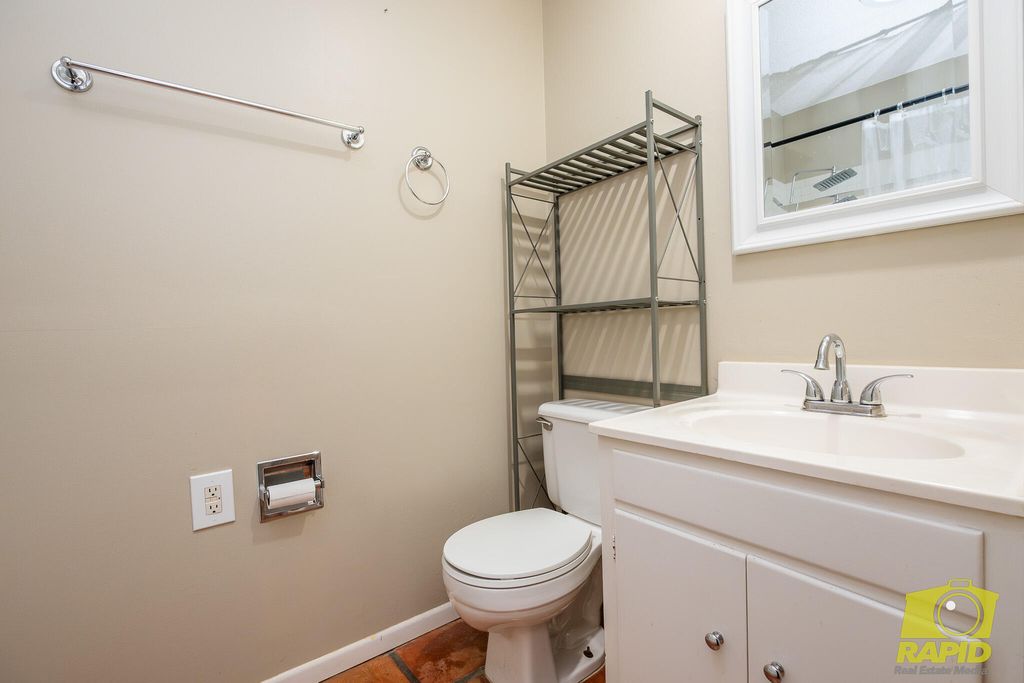 Image 23 of property listing at 1013 Wynne Avenue, San Angelo, TX 76905