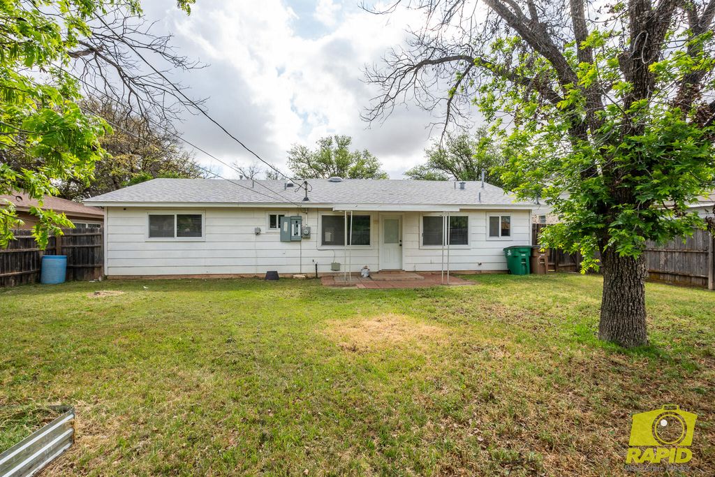 Image 29 of property listing at 1013 Wynne Avenue, San Angelo, TX 76905