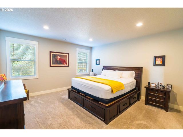 1214 W AVOCET Pl, La Center, WA 98629