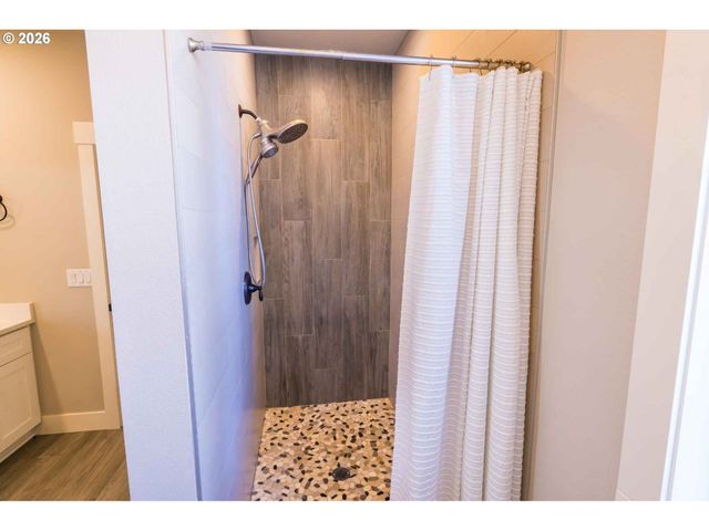 1214 W AVOCET Pl, La Center, WA 98629