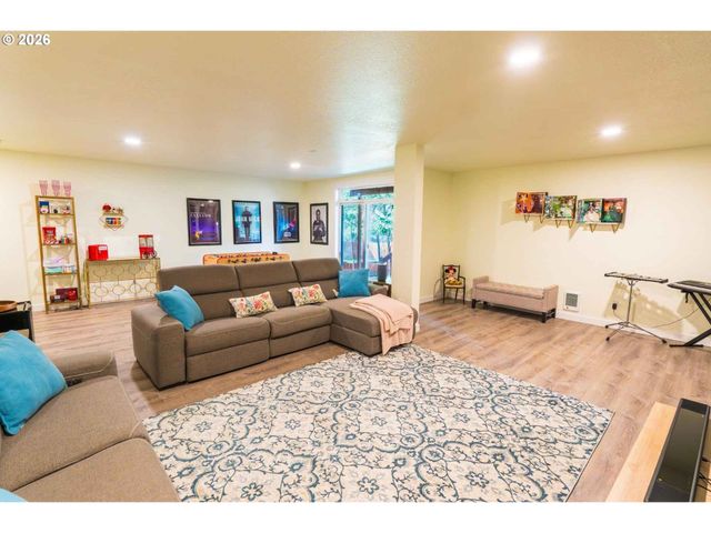 1214 W AVOCET Pl, La Center, WA 98629