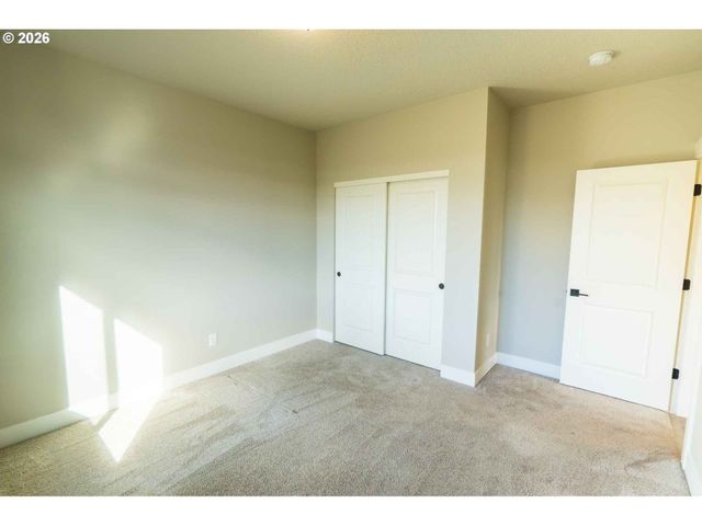 1214 W AVOCET Pl, La Center, WA 98629