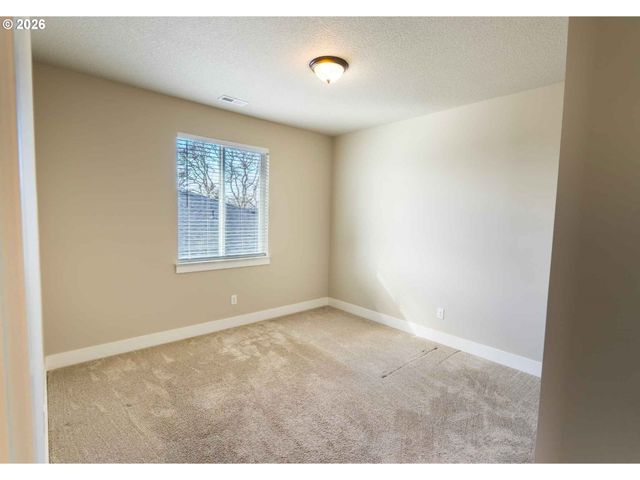 1214 W AVOCET Pl, La Center, WA 98629