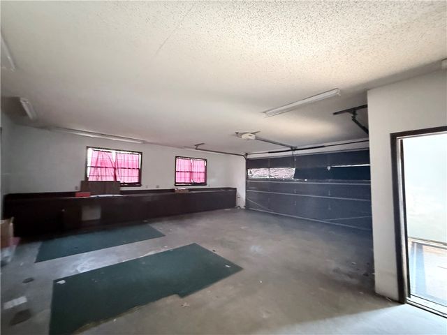 201 E H Street, Russellville, AR 72801