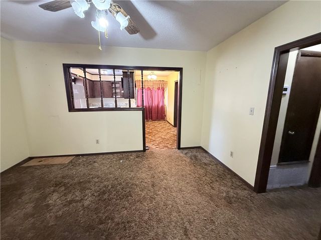 201 E H Street, Russellville, AR 72801