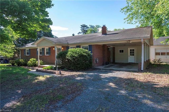 5751 Vickie Drive, Winston-salem, NC 27106