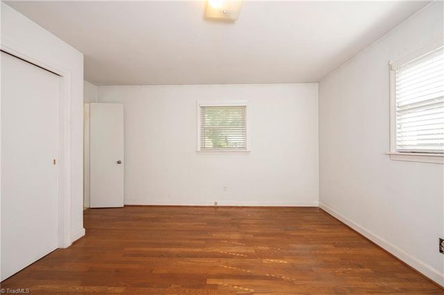 5751 Vickie Drive, Winston-salem, NC 27106