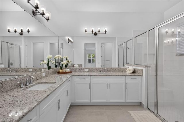 12448 Violet LN, Naples, FL 34120