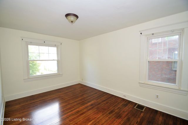 2102 Murray Ave, Louisville, KY 40205