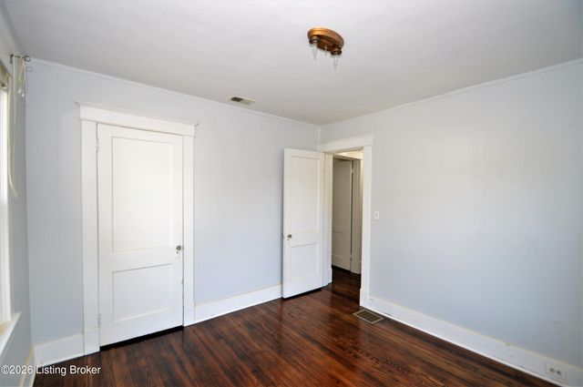 2102 Murray Ave, Louisville, KY 40205