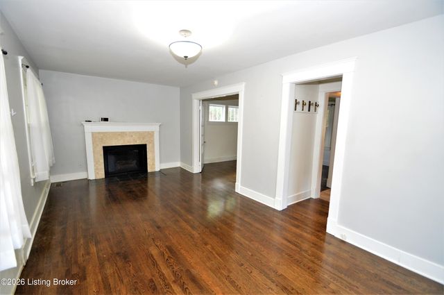 2102 Murray Ave, Louisville, KY 40205