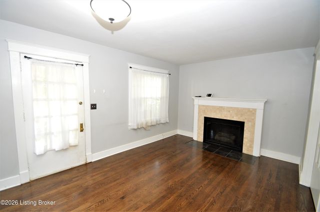 2102 Murray Ave, Louisville, KY 40205