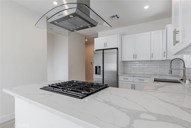 1300 Dorothy Drive C, Glendale, CA 91202