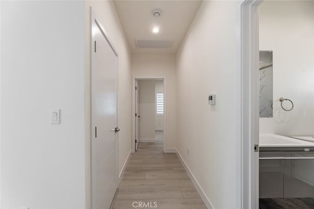 1300 Dorothy Drive C, Glendale, CA 91202