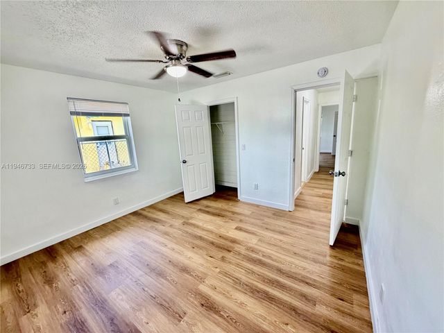 2036 NW 28th St, Oakland Park, FL 33311