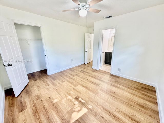 2036 NW 28th St, Oakland Park, FL 33311