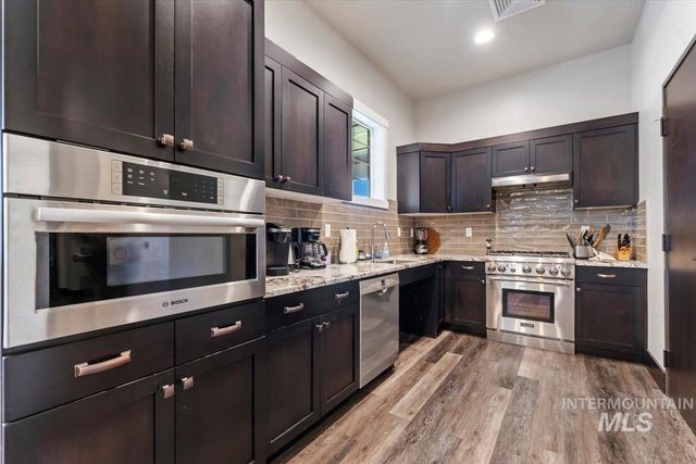 4241 N Bellina Lane, Meridian, ID 83642