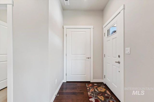 4241 N Bellina Lane, Meridian, ID 83642