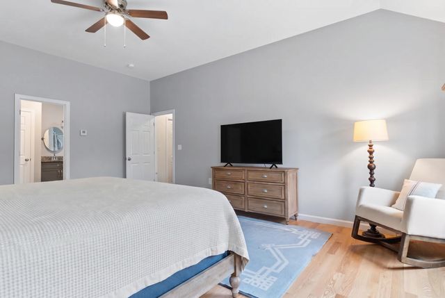 303 Derry Road, Chester, NH 03036