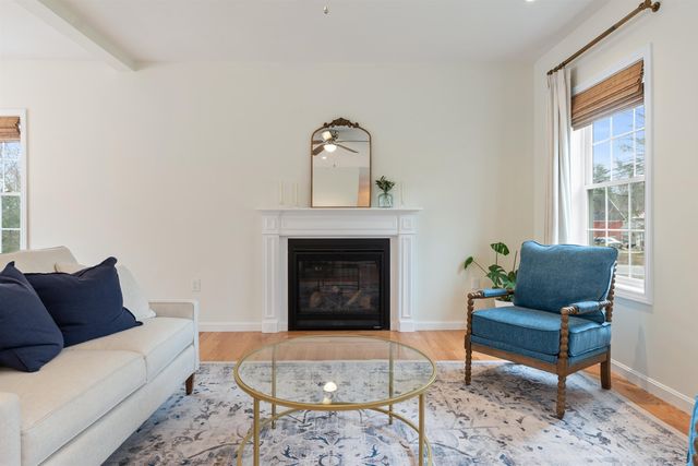 303 Derry Road, Chester, NH 03036