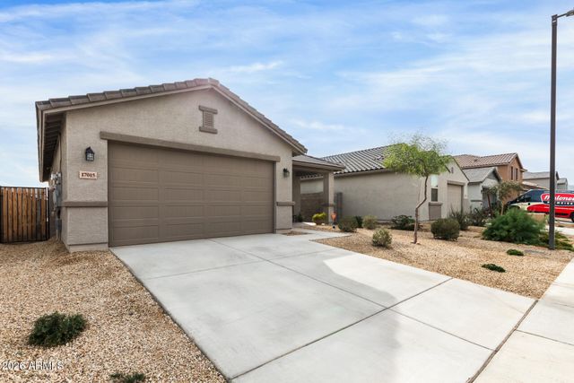 17015 W BUTLER Avenue, Waddell, AZ 85355