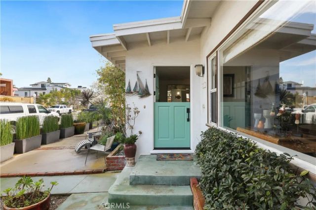 1735 E Ocean, Newport Beach, CA 92661