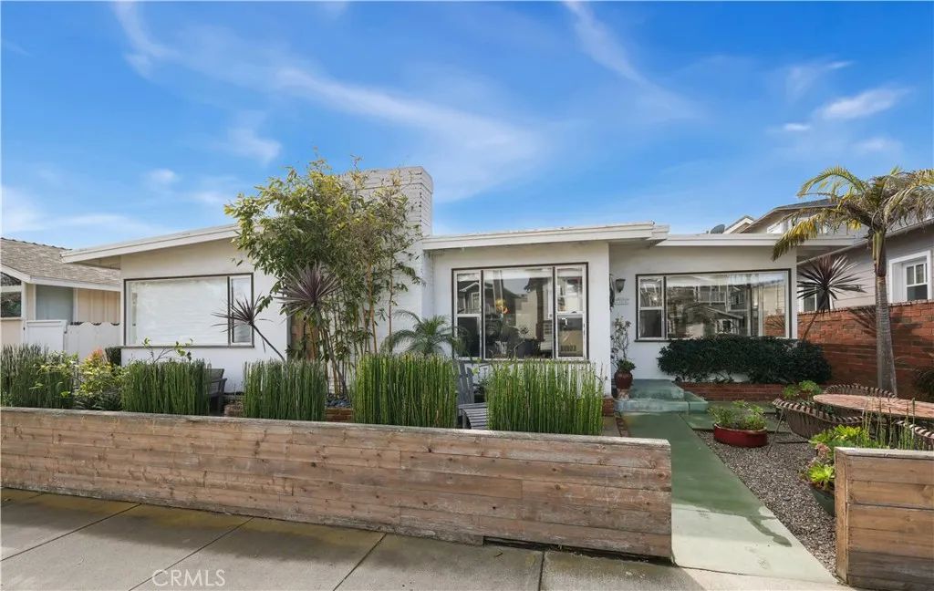 1735 E Ocean, Newport Beach, CA 92661