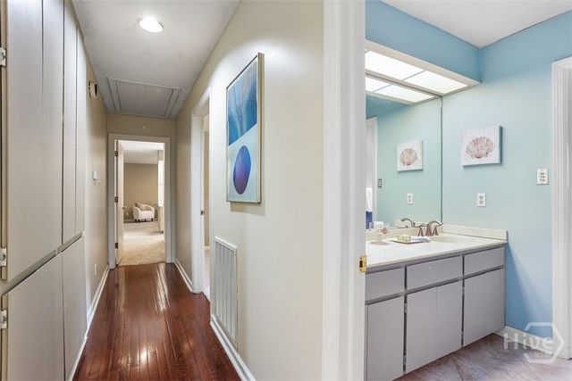 2 Abbott Lane, Savannah, GA 31411
