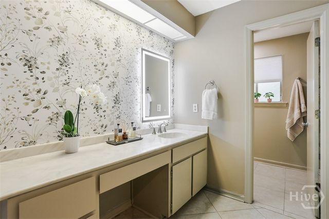 2 Abbott Lane, Savannah, GA 31411