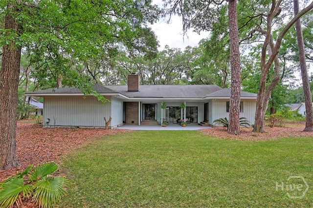 2 Abbott Lane, Savannah, GA 31411