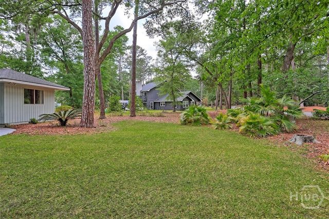 2 Abbott Lane, Savannah, GA 31411
