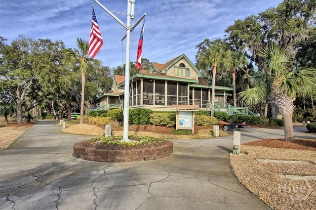 2 Abbott Lane, Savannah, GA 31411