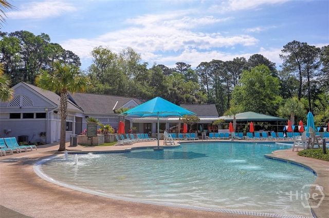 2 Abbott Lane, Savannah, GA 31411