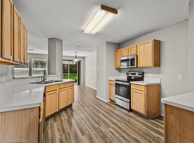 9305 Goldenview Drive, Fort Worth, TX 76244