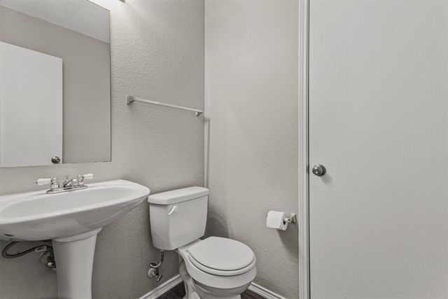 9305 Goldenview Drive, Fort Worth, TX 76244