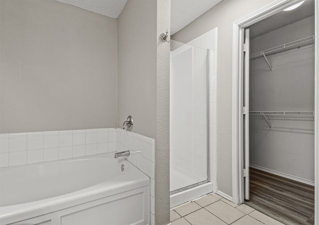 9305 Goldenview Drive, Fort Worth, TX 76244