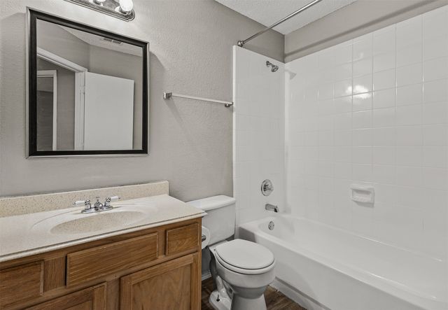 9305 Goldenview Drive, Fort Worth, TX 76244