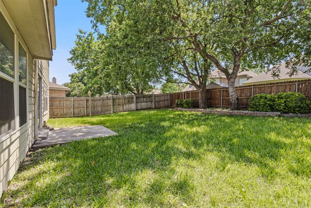 9305 Goldenview Drive, Fort Worth, TX 76244