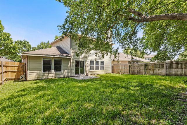 9305 Goldenview Drive, Fort Worth, TX 76244