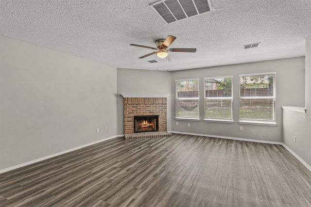 9305 Goldenview Drive, Fort Worth, TX 76244