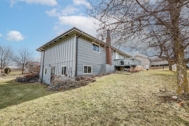 1115 E 7th Street, Pella, IA 50219