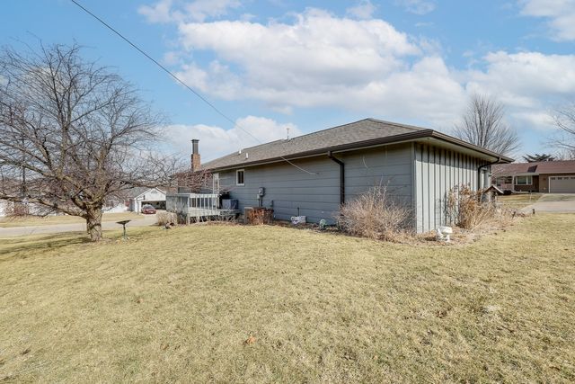 1115 E 7th Street, Pella, IA 50219