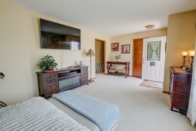 1115 E 7th Street, Pella, IA 50219