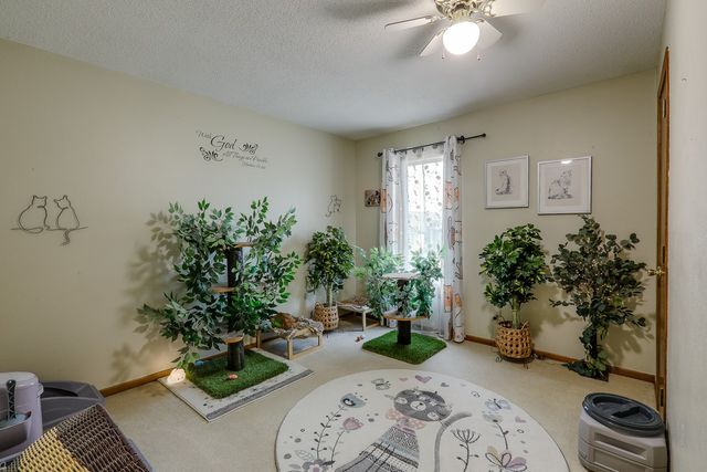 1115 E 7th Street, Pella, IA 50219